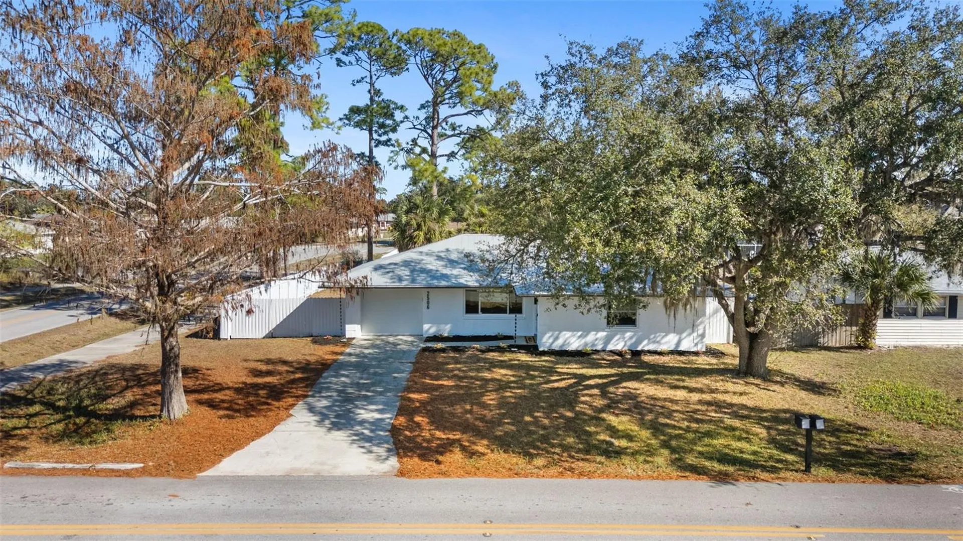 2506 Lakeshore Circle Port Charlotte FL 33952