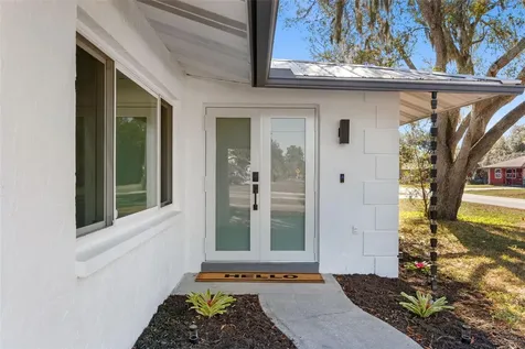 2506 Lakeshore Circle Port Charlotte FL 33952
