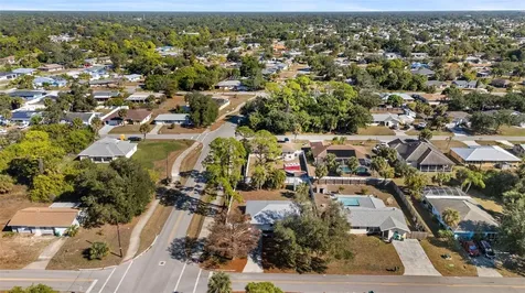 2506 Lakeshore Circle Port Charlotte FL 33952