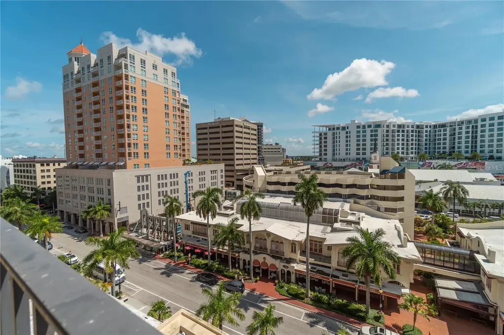 101 S Gulfstream Avenue Sarasota FL 34236