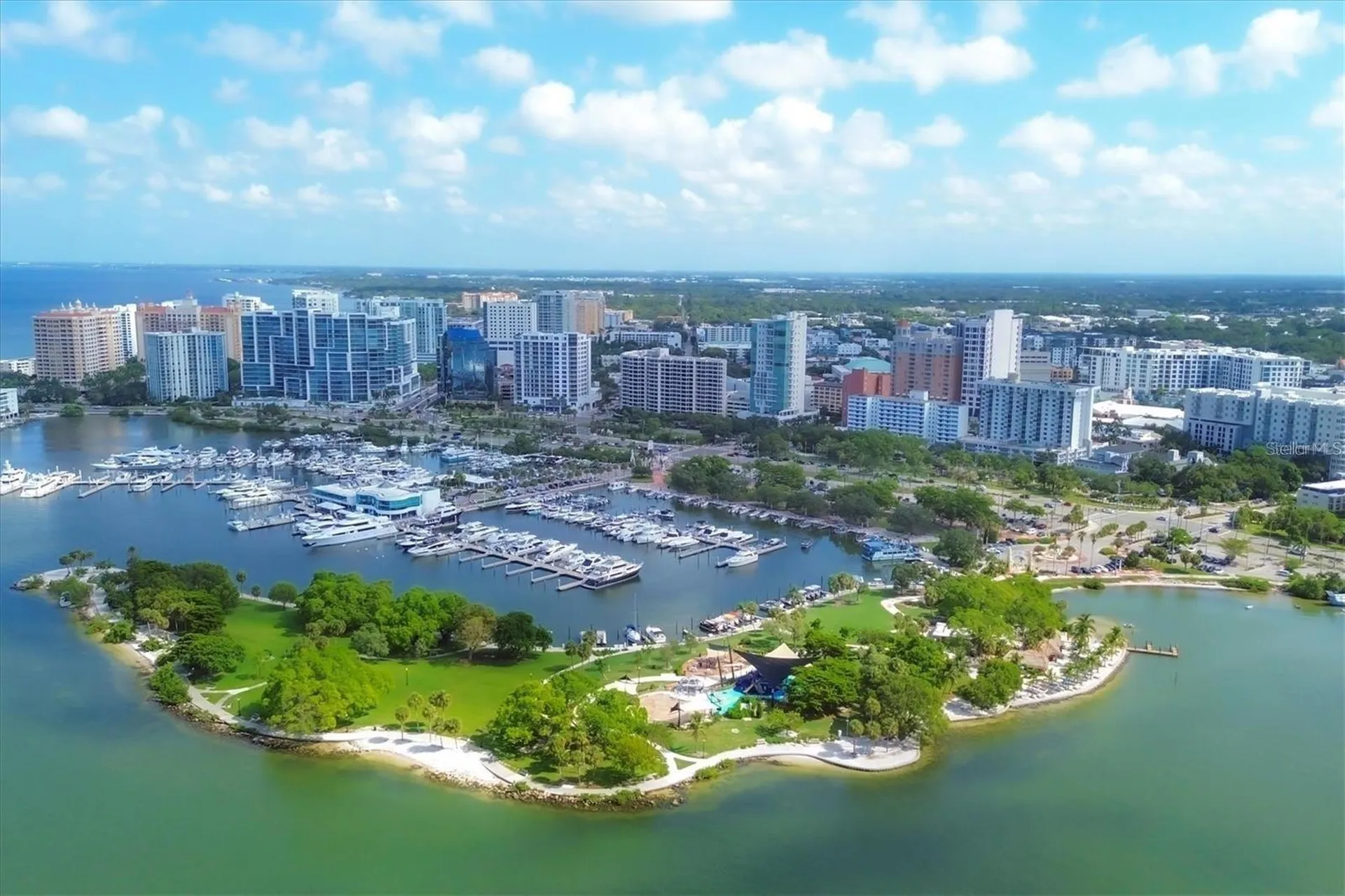 Sarasota FL, 101 S Gulfstream Avenue, Unit 9A