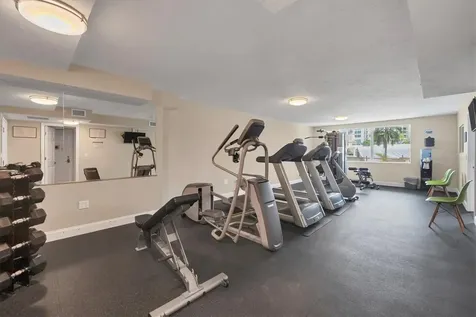 101 S Gulfstream Avenue Sarasota FL 34236
