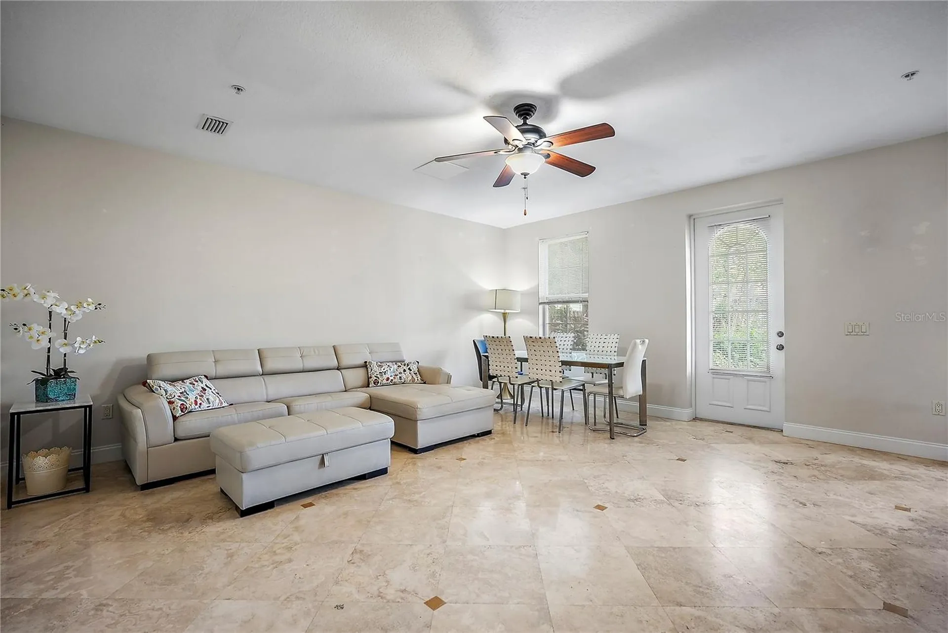 832 Bay Street NE St Petersburg FL 33701