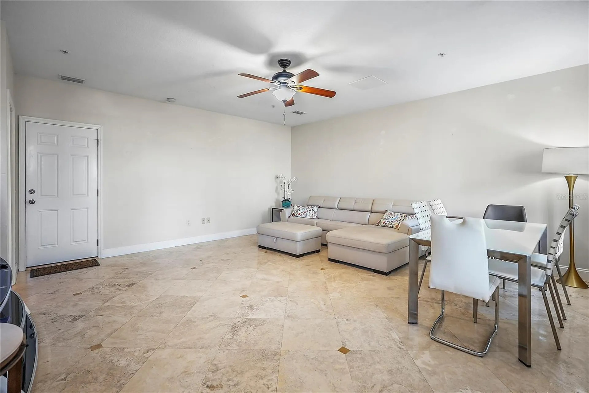 832 Bay Street NE St Petersburg FL 33701