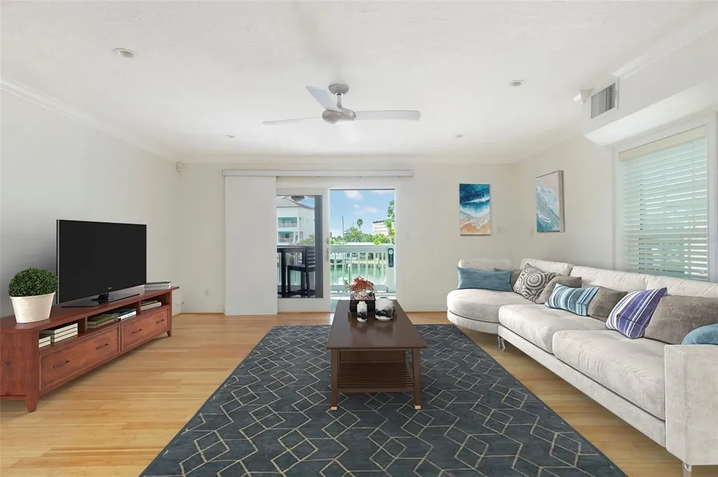 11820 Capri Circle S Treasure Island FL 33706