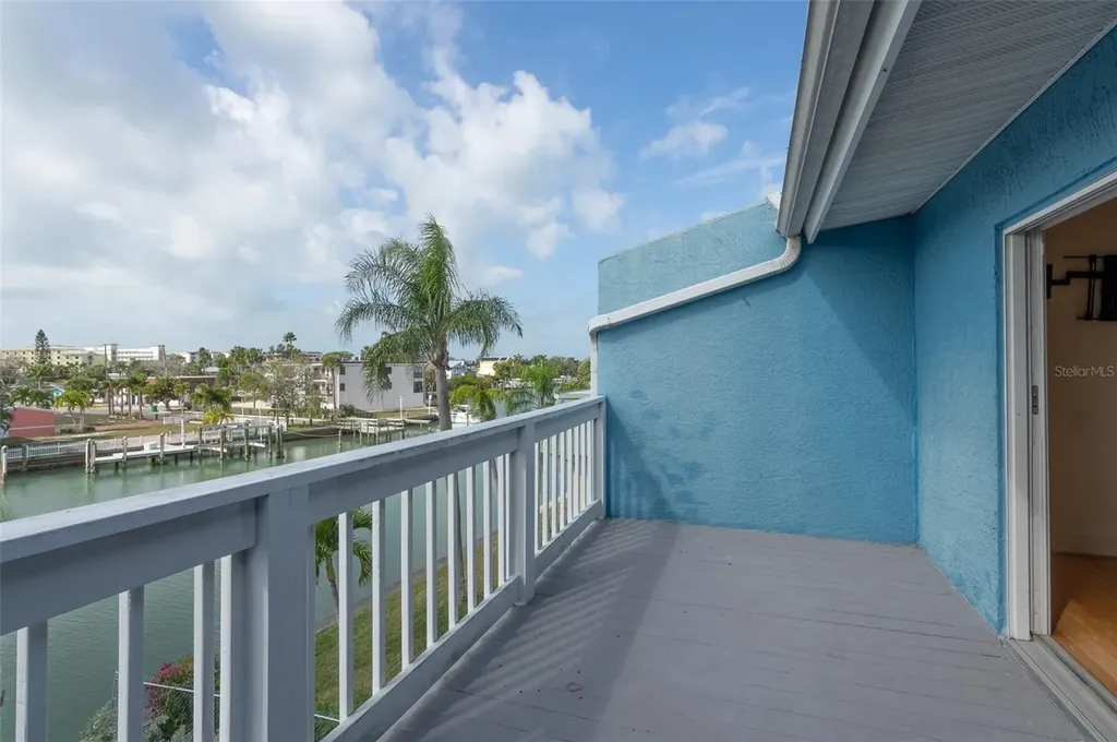 11820 Capri Circle S Treasure Island FL 33706