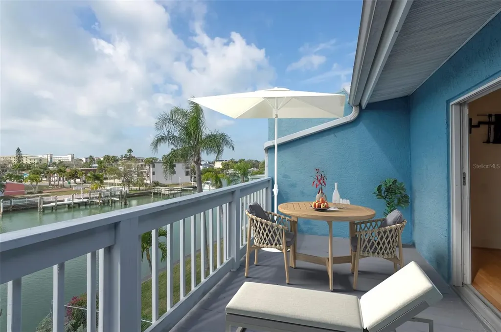 11820 Capri Circle S Treasure Island FL 33706