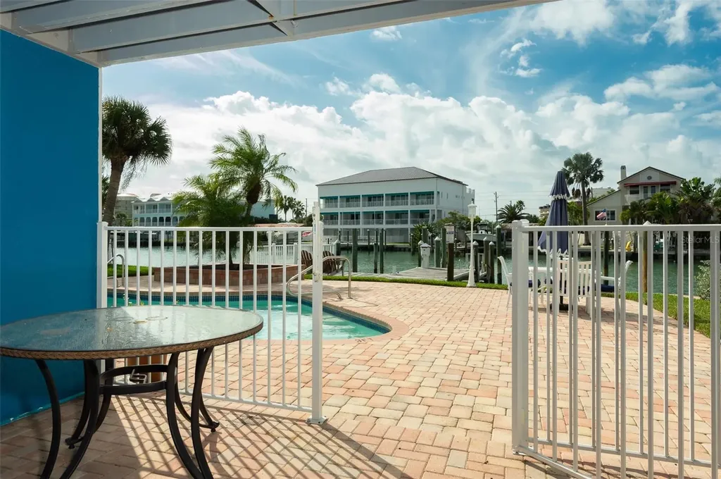 11820 Capri Circle S Treasure Island FL 33706