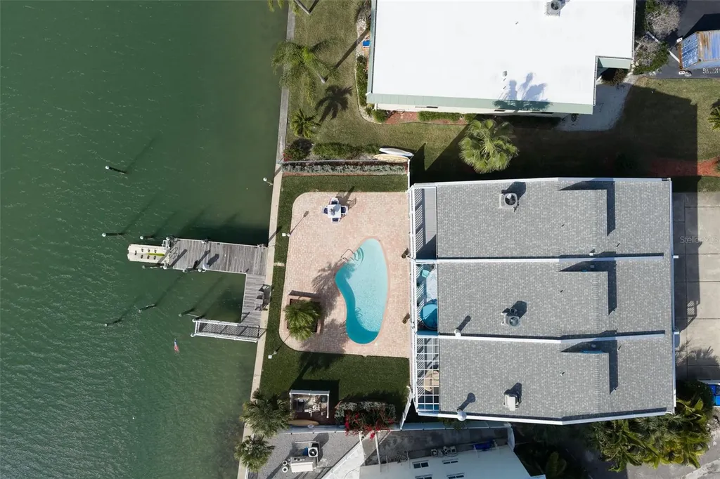 11820 Capri Circle S Treasure Island FL 33706