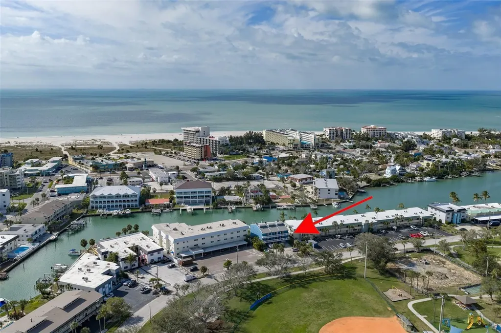11820 Capri Circle S Treasure Island FL 33706