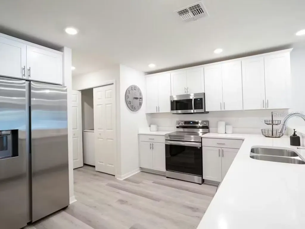 302 Chesapeake Drive St Cloud FL 34771