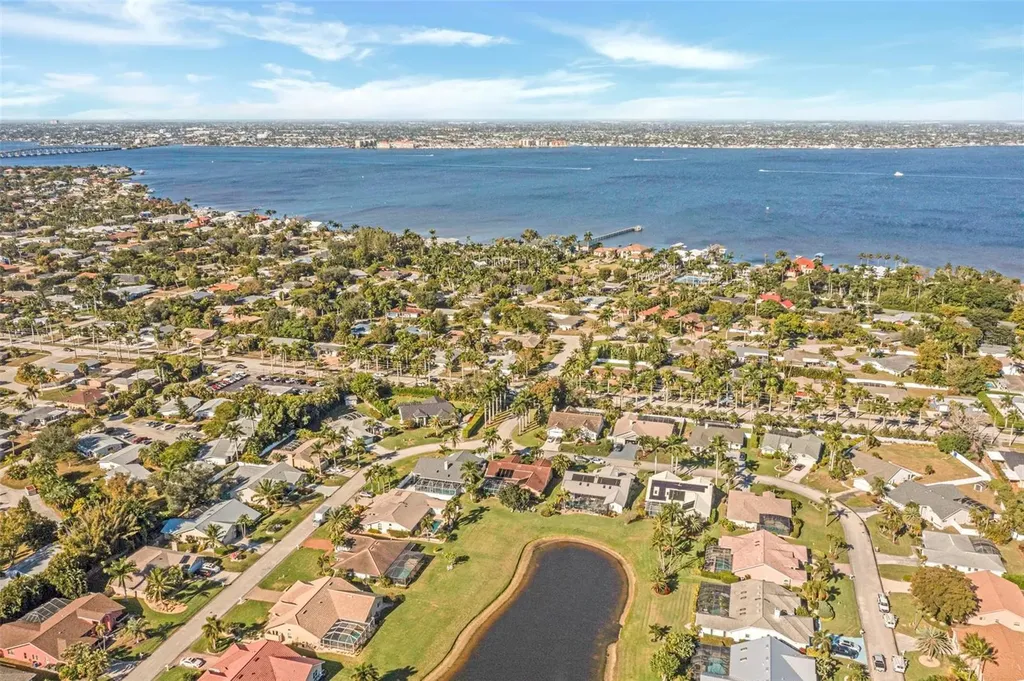 8866 Banyan Cove Circle Fort Myers FL 33919