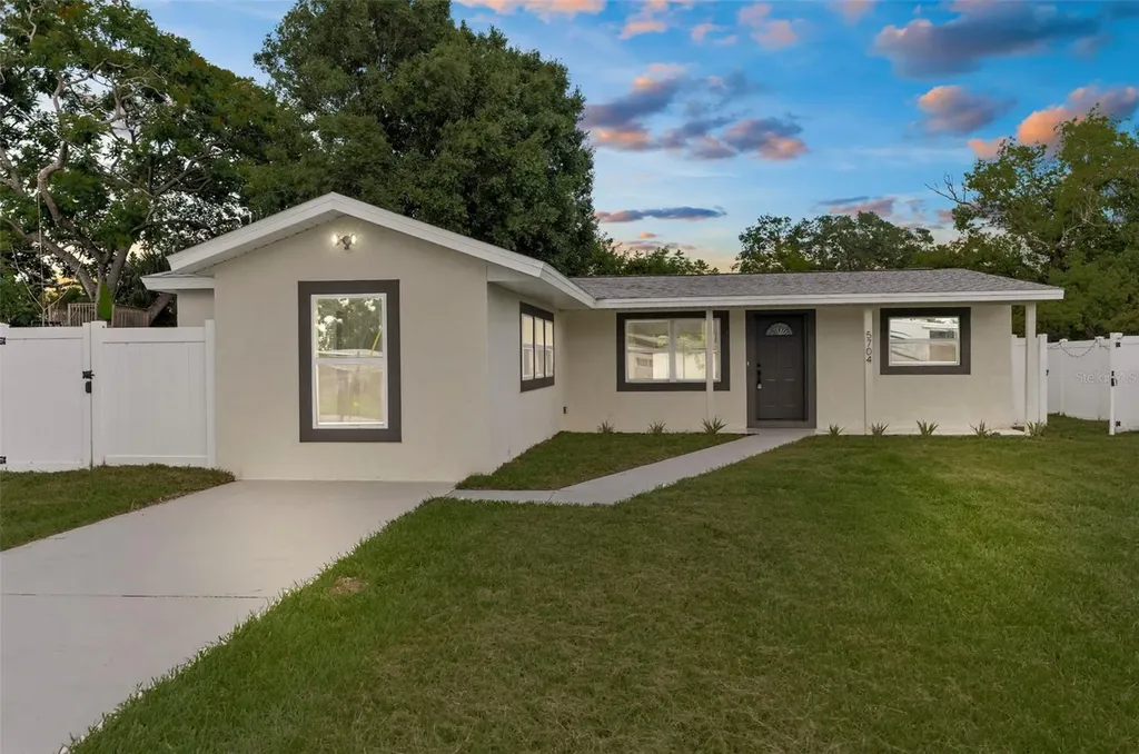 5704 S Coolidge Avenue Tampa FL 33616