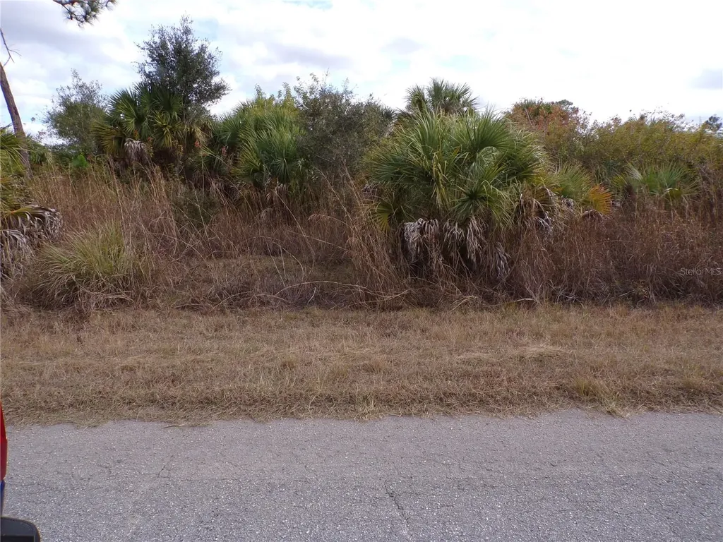 Silverleaf Road North Port FL 34288