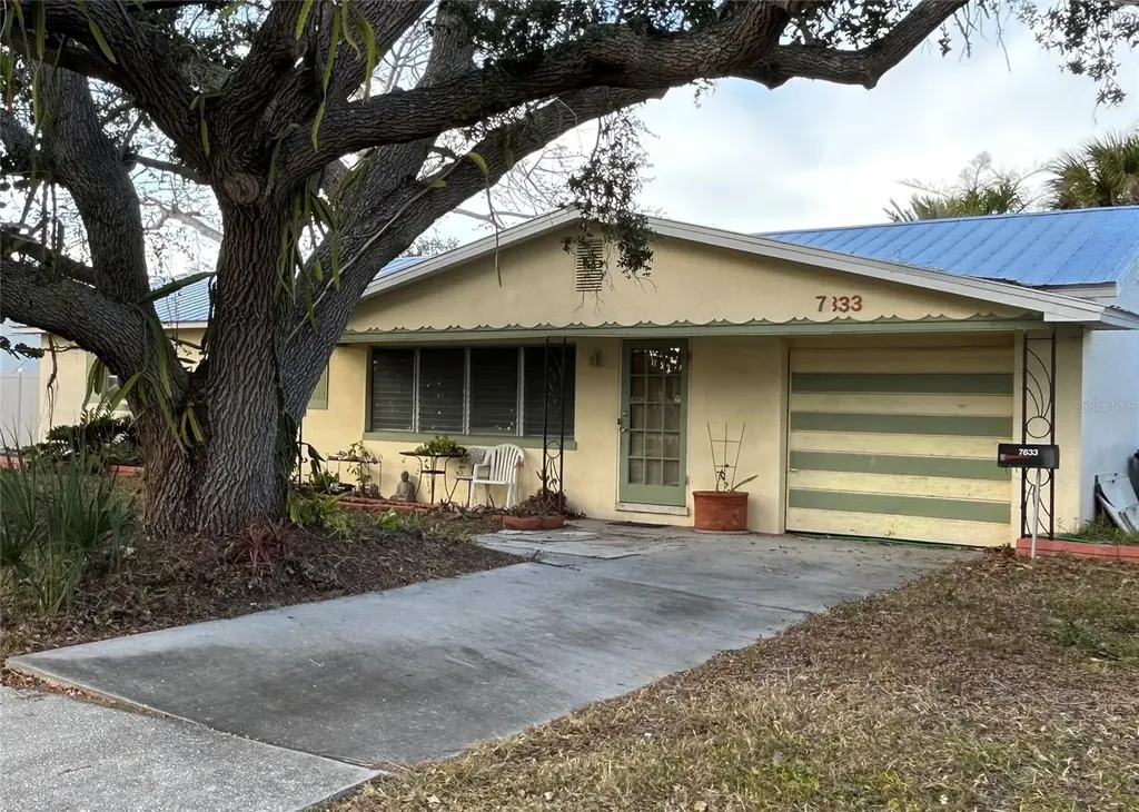 7833 Causeway Boulevard S St Petersburg FL 33707