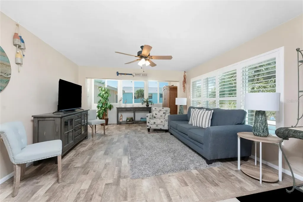 5055 N Beach Road Englewood FL 34223