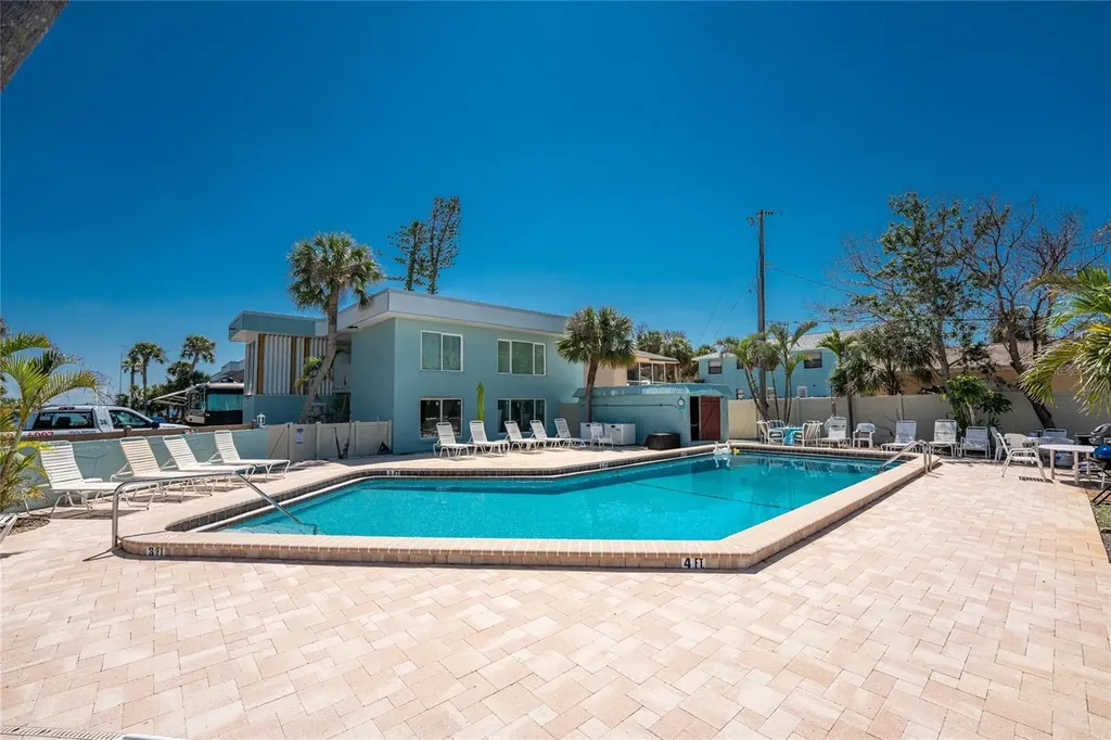 5055 N Beach Road Englewood FL 34223