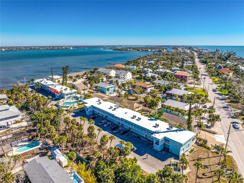 5055 N Beach Road Englewood FL 34223