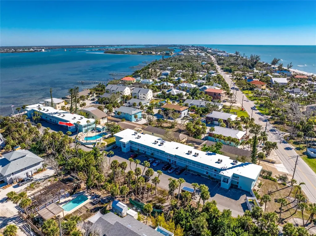 5055 N Beach Road Englewood FL 34223