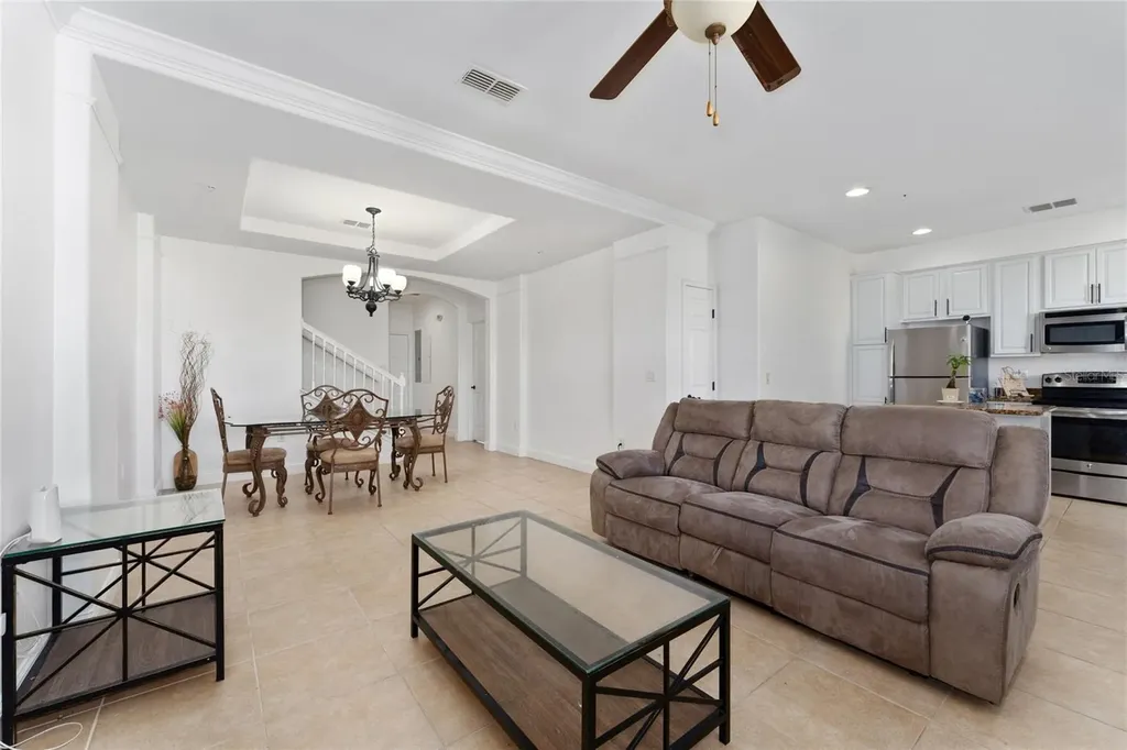 2616 Bella Vista Drive Davenport FL 33897