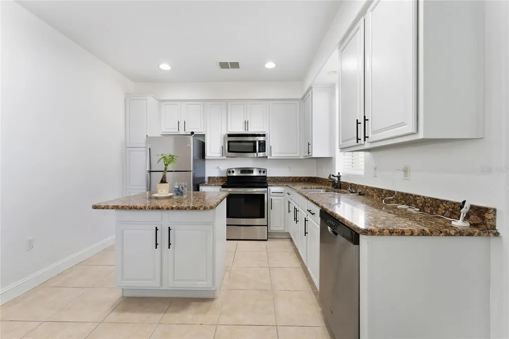 2616 Bella Vista Drive Davenport FL 33897