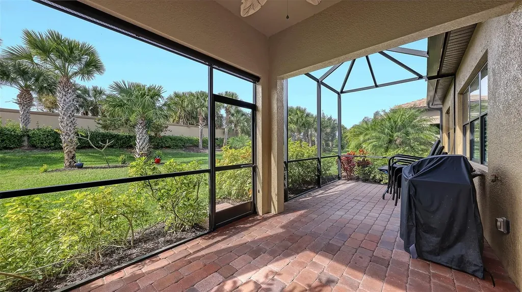 11105 Sandhill Preserve Drive Sarasota FL 34238