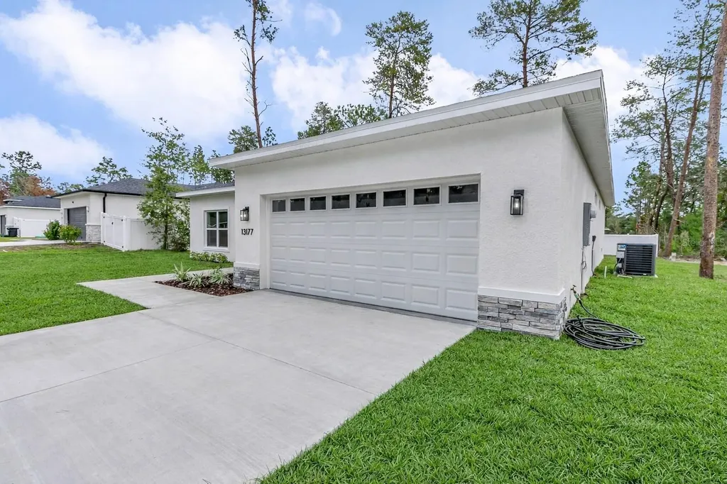 13177 SW 67th Avenue Ocala FL 34473