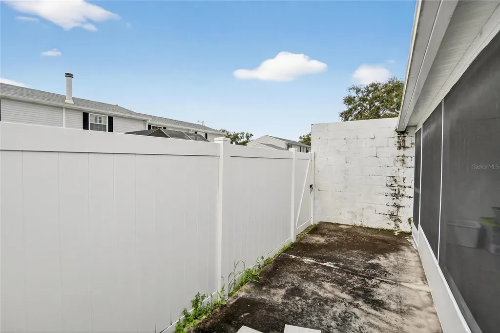 11920 Dietz Drive Tampa FL 33626