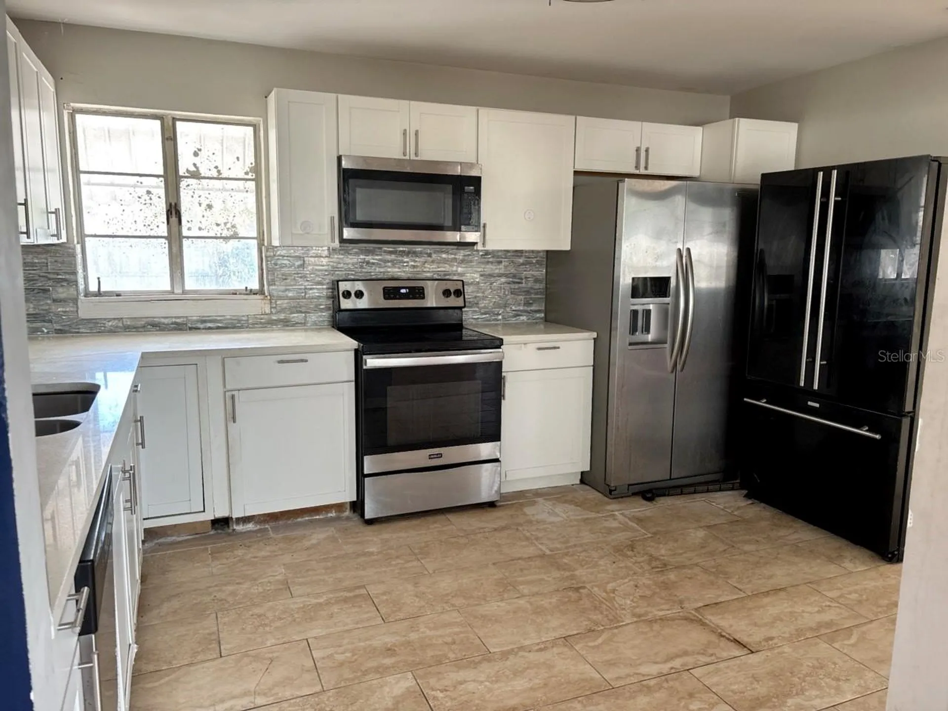 2918 49th Street N St Petersburg FL 33710