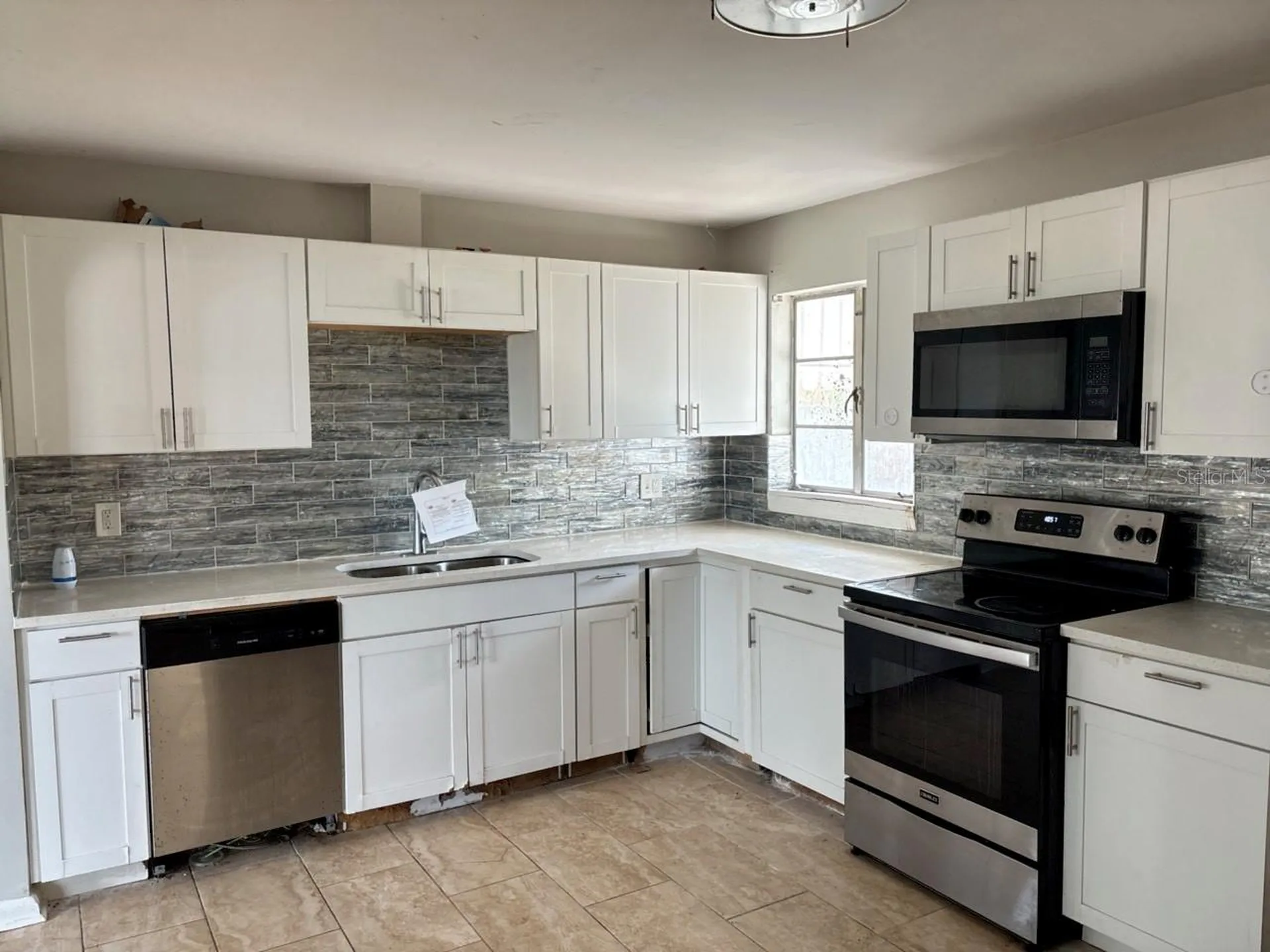 2918 49th Street N St Petersburg FL 33710