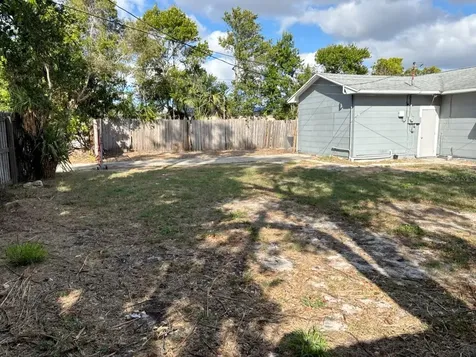 2918 49th Street N St Petersburg FL 33710