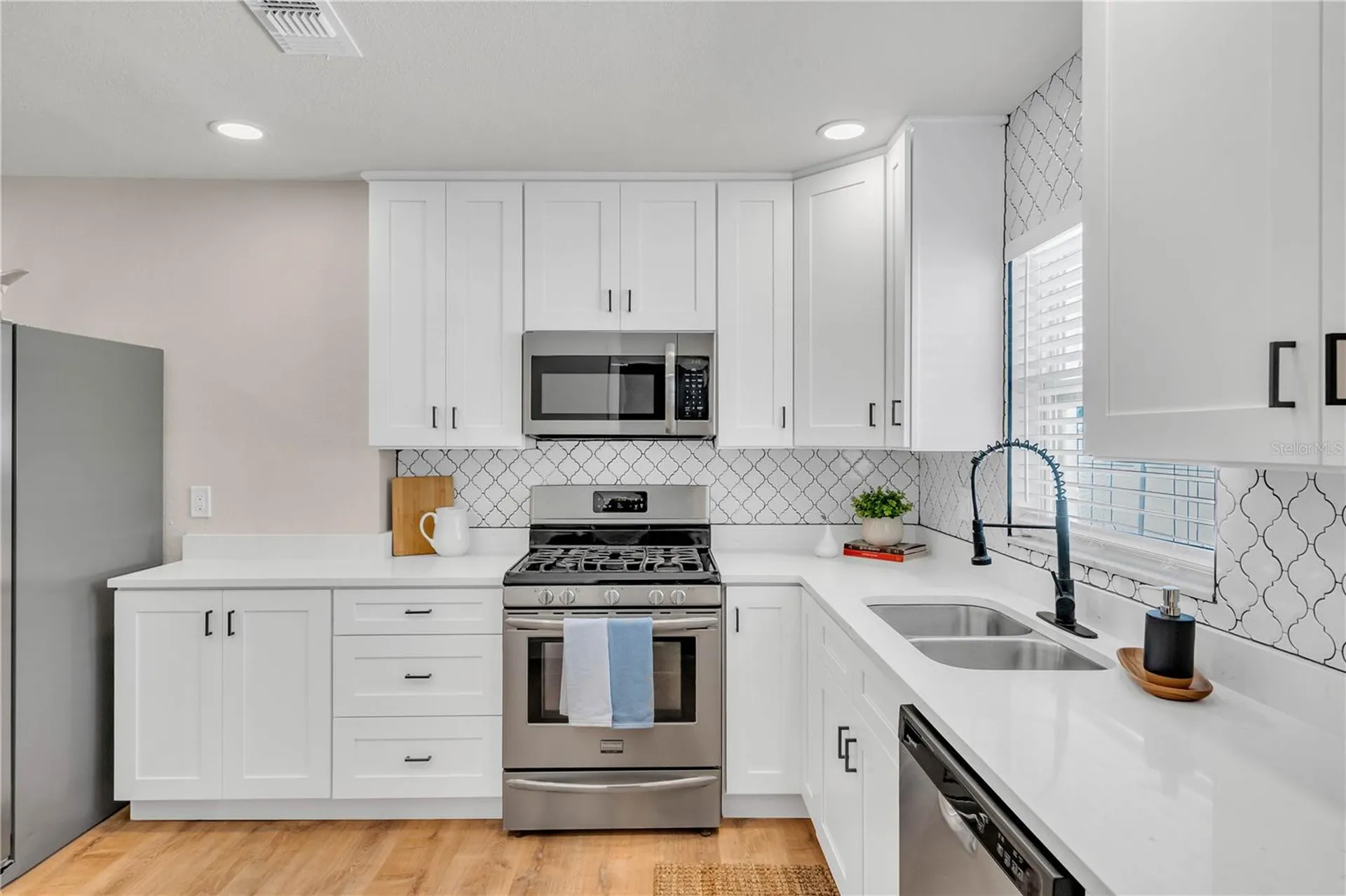 1825 Shore Acres Boulevard NE St Petersburg FL 33703