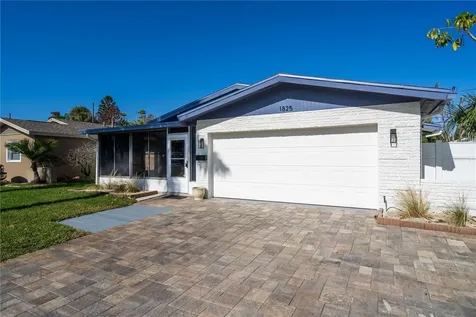 1825 Shore Acres Boulevard NE St Petersburg FL 33703