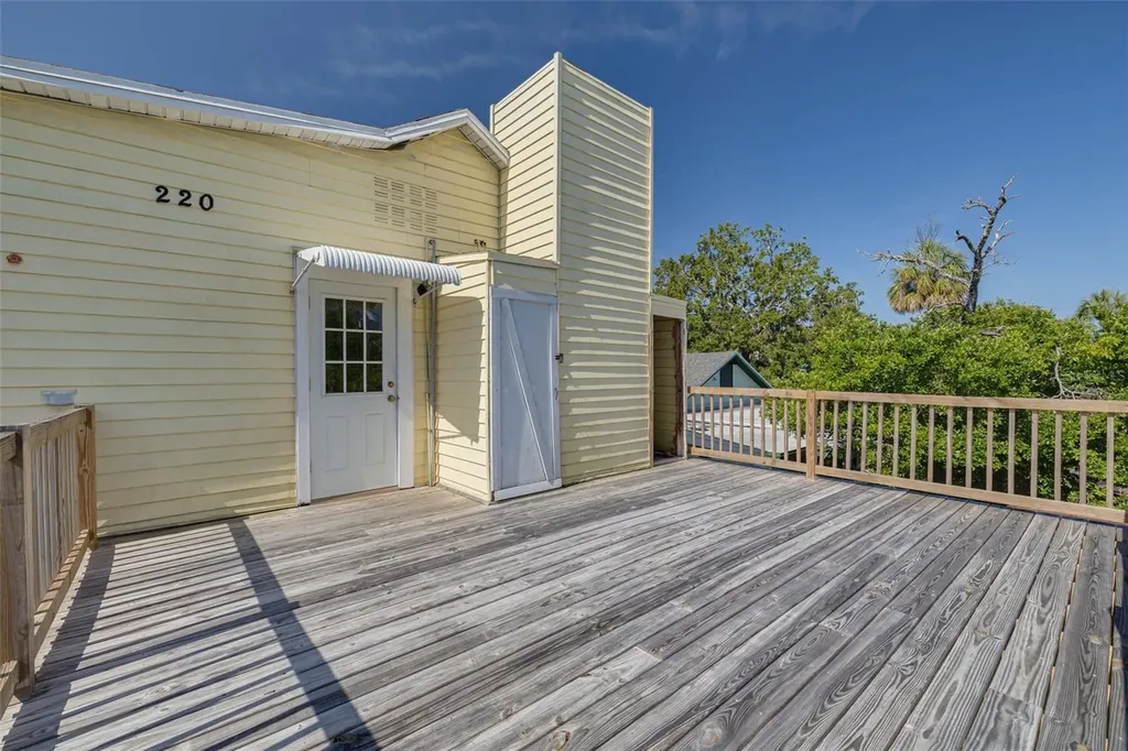 220 Scotland Street Dunedin FL 34698