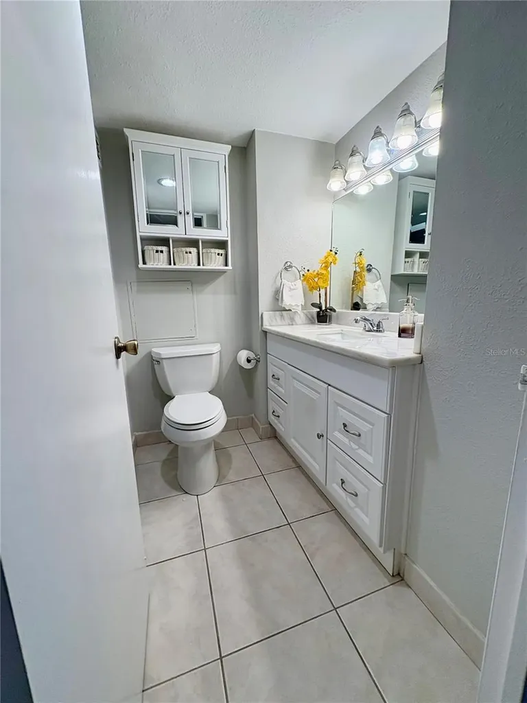 880 Mandalay Avenue Clearwater Beach FL 33767