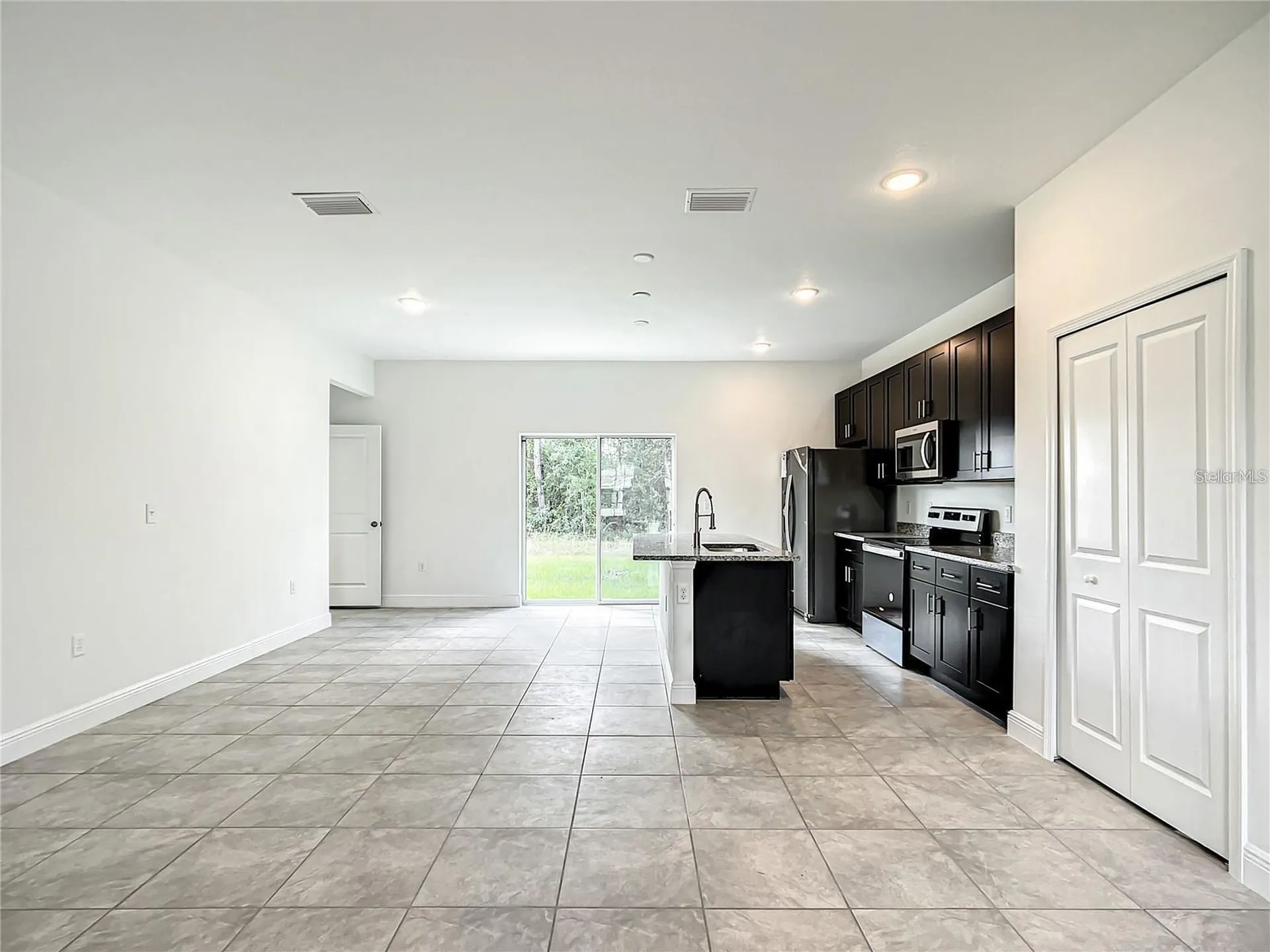406 Marion Oaks Trail Ocala FL 34473