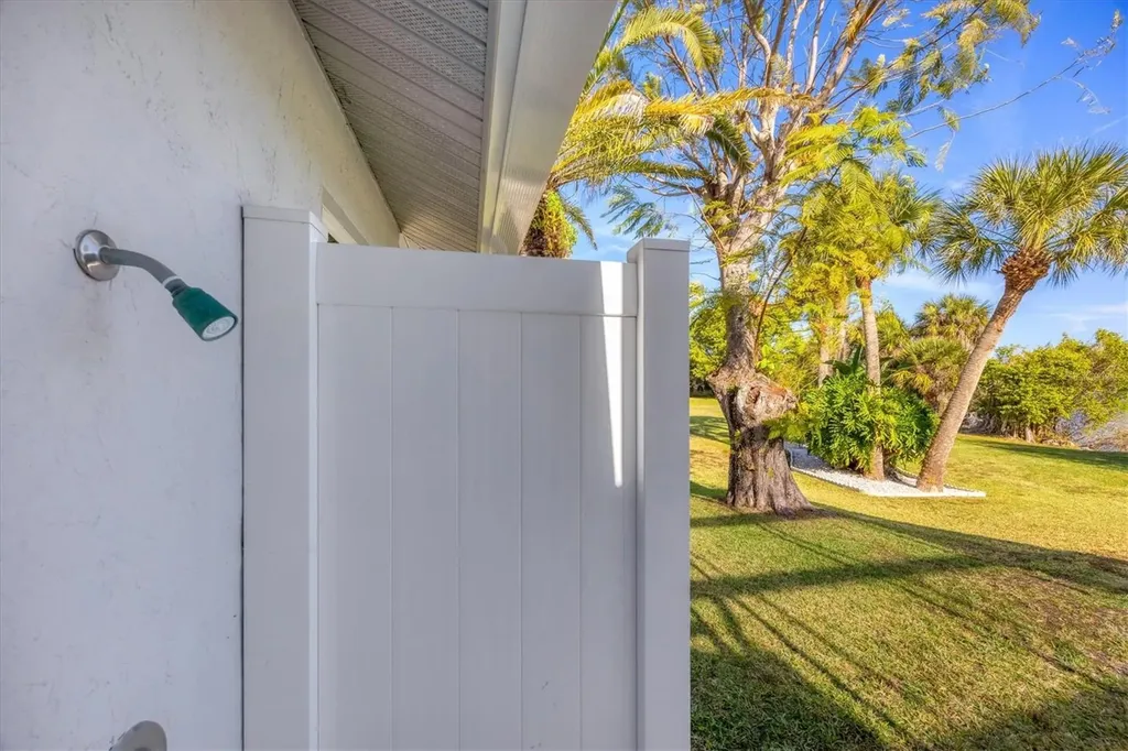 5885 Denison Drive Venice FL 34293
