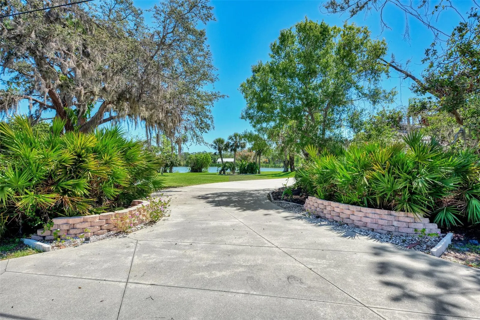 5885 Denison Drive Venice FL 34293
