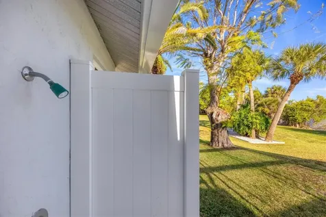 5885 Denison Drive Venice FL 34293
