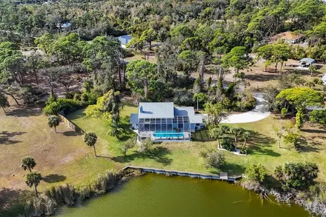 5885 Denison Drive Venice FL 34293
