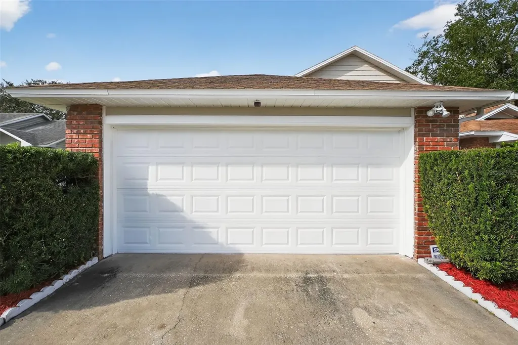 233 S Aberdeen Circle Sanford FL 32773