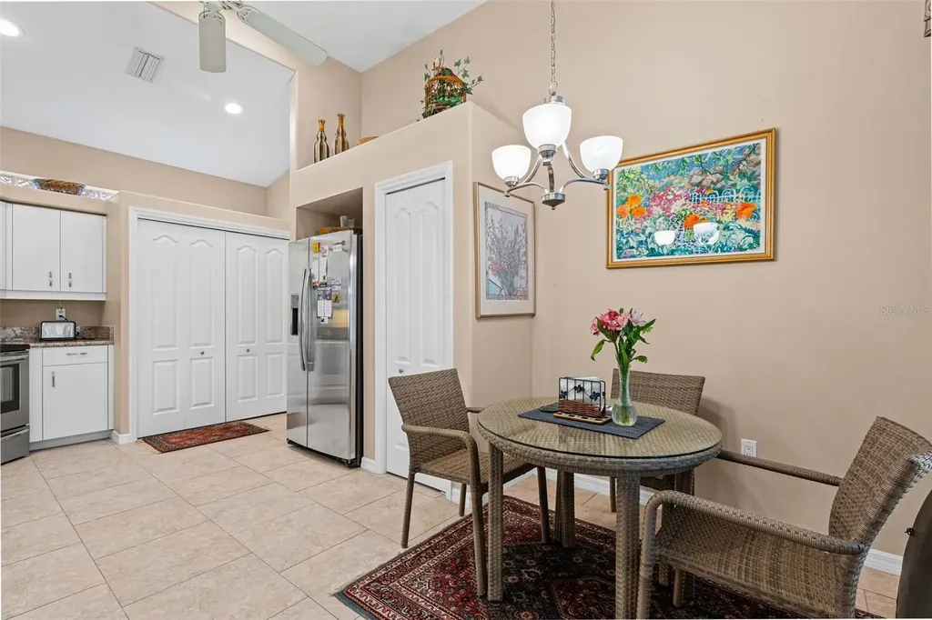 3871 Alamanda Drive Sarasota FL 34238