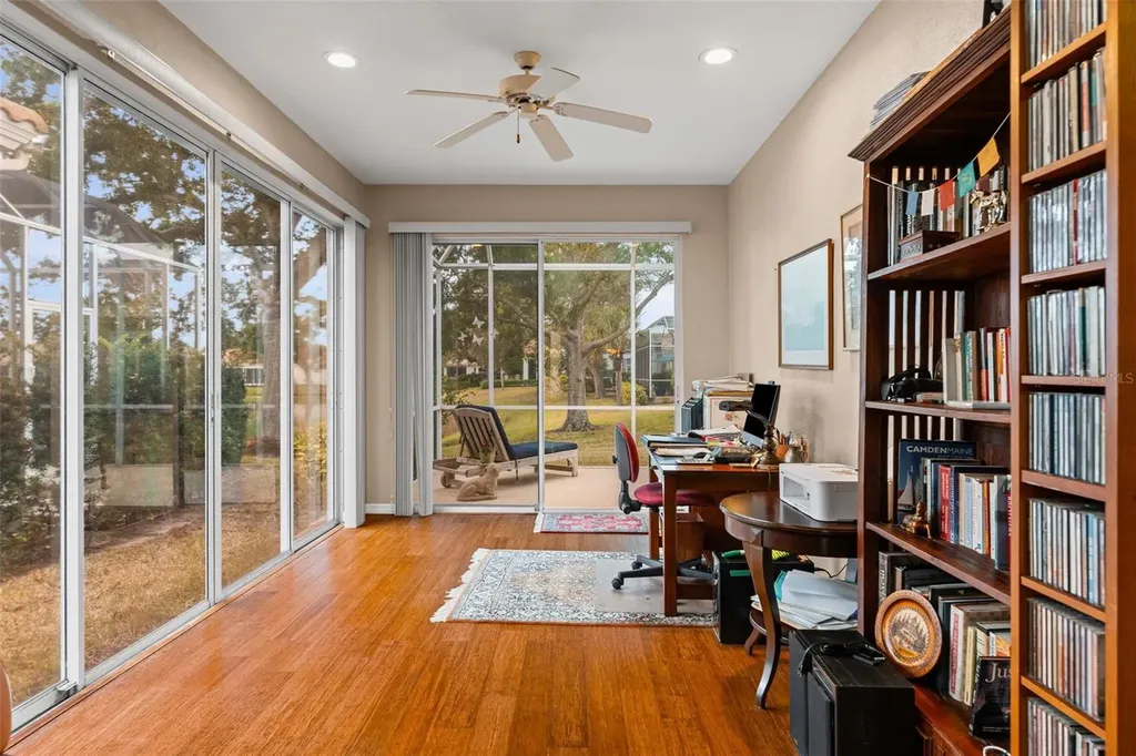 3871 Alamanda Drive Sarasota FL 34238