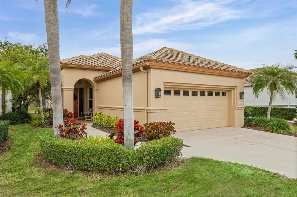 3871 Alamanda Drive Sarasota FL 34238