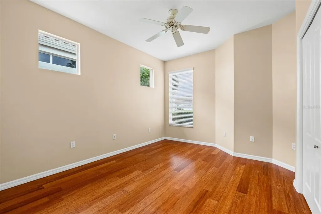 3871 Alamanda Drive Sarasota FL 34238