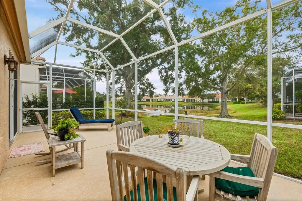 3871 Alamanda Drive Sarasota FL 34238