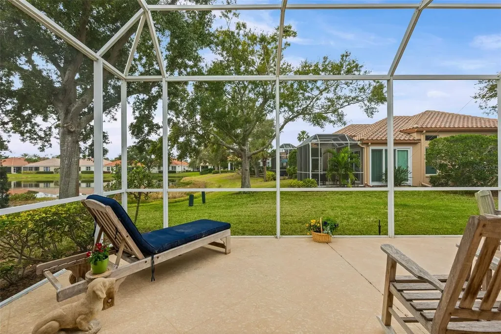 3871 Alamanda Drive Sarasota FL 34238