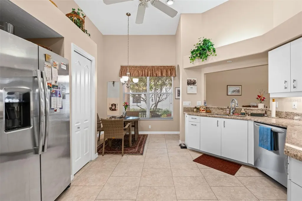 3871 Alamanda Drive Sarasota FL 34238