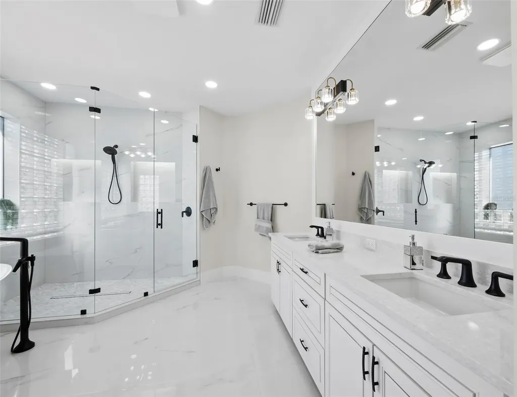 3533 Fair Oaks Lane Longboat Key FL 34228