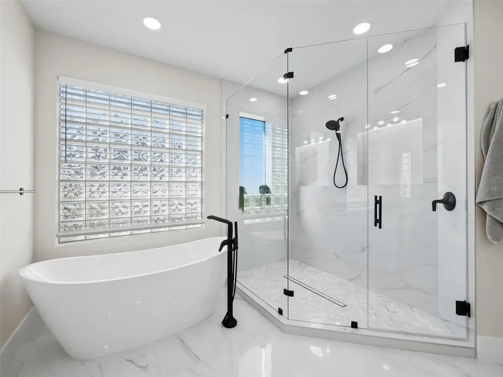 3533 Fair Oaks Lane Longboat Key FL 34228